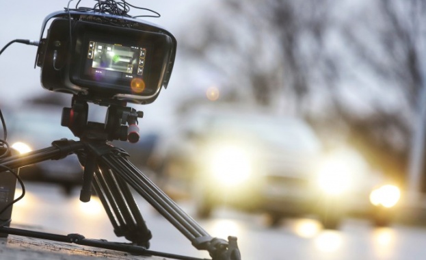 Над хиляда рекордьори с превишена скорост на пътя засякоха камерите