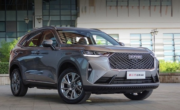 Голяма част от западните производители на автомобили спират производството и