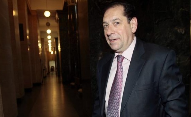 Проф Анастас Герджиков няма да води черна кампания той е