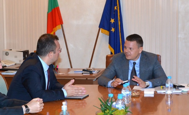 Министърът на транспорта информационните технологии и съобщенията Христо Алексиев проведе