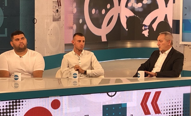 Министър Кузманов изпълни обещанието си към паралимпийските спортисти