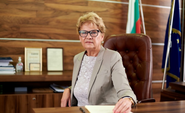 Министърът на регионалното развитие и благоустройството арх Виолета Комитова покани