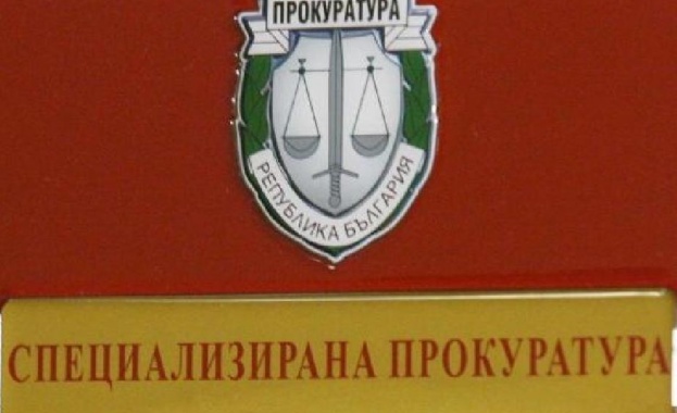 Прокурори от Специализираната прокуратура и следователи от отдел Следствен към