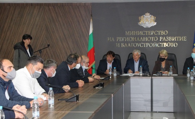 Диалогът между държавата и бранша е възстановен Разговорите за уточняване