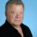 Актьорът Уилям Шатнър ще лети с ракета на "Блу Ориджин"