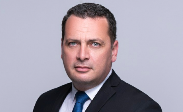 Освен Плана за първите 100 дни от управлението работим и