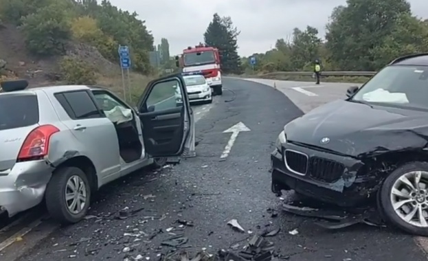 Тежка катастрофа е станала на пътя между Хасково Кърджали