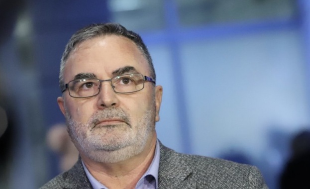 Омикрон настъпва Броят на заразените с коронавирус за пореден ден