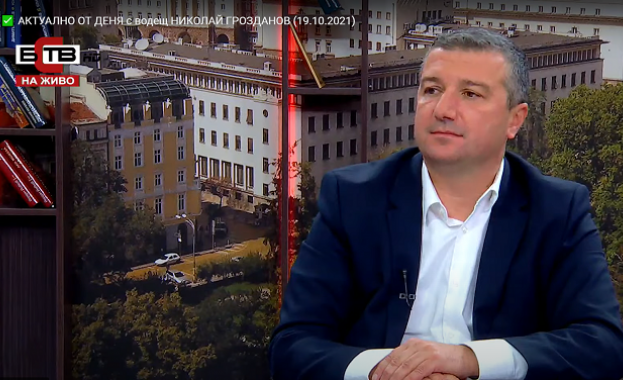 Министър Кацаров е слаб министър и е част от проблема