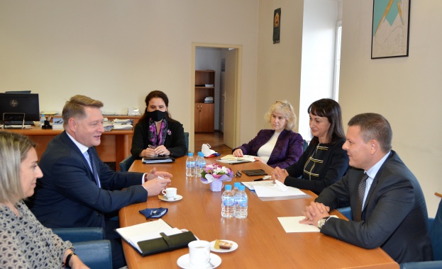 Едно от най сериозните предизвикателства на новоприетата директива за командироване на