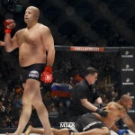 Фьодор Емеляненко нокаутира Джонсън още в първия рунд на турнира "Bellator" в Москва