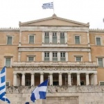 Гърция въвежда отстъпки за 1000 основни хранителни стоки до Нова година