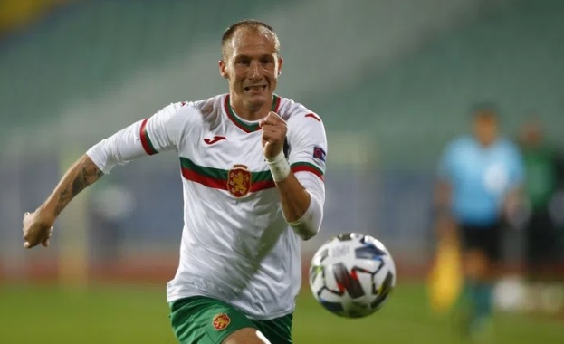 Левият бек на Лудогорец Антон Недялков ще пропусне мачовете на