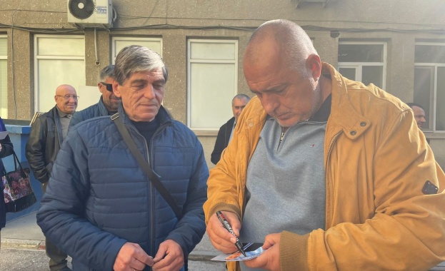 Законите са за другите хора и когато им пречат ги