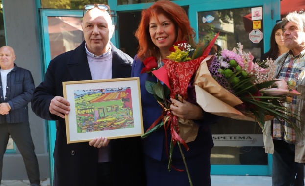 Интелигенцията свободните хора на духа и знанието водят България напред