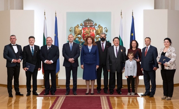 Само обществата които поставят в основата на своето развитие образованието