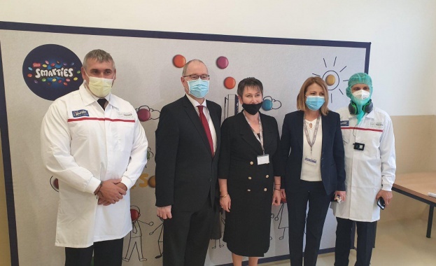 Министърът на икономиката Даниела Везиева участва в церемонията с която