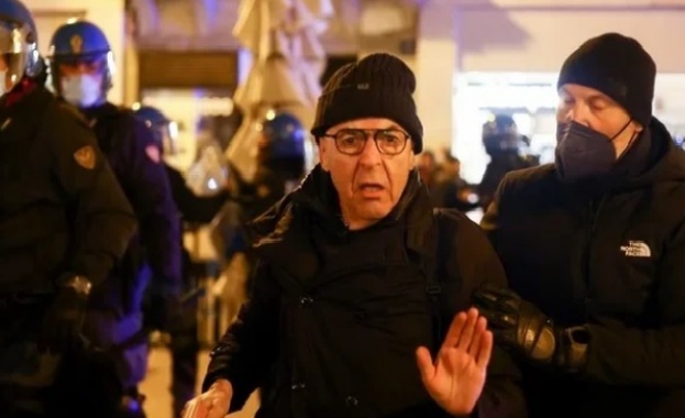 Хиляди пенсионери излязоха в събота по улиците на няколко испански