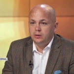 Александър Симов: Държавата да покрие първите 200 киловатчаса на домакинствата в нужда