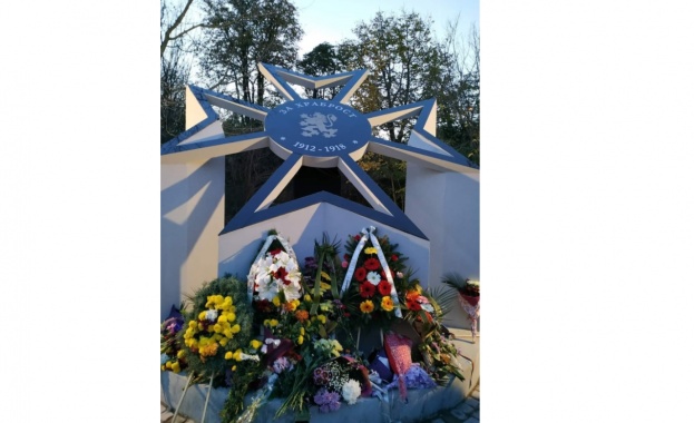 Чирпанското село Спасово вече има паметник на загиналите във войните