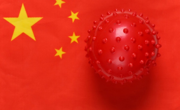 Китай отчита за трети пореден ден рекорден брой новозаразени с коронавирус