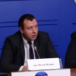 Депутат от ПП „Възраждане”: Не сме се отказали от протести, ако зеленият сертификат не отпадне. 