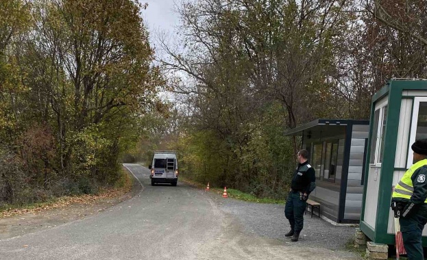 Група от над 90 мигранти беше заловена край Резово съобщи