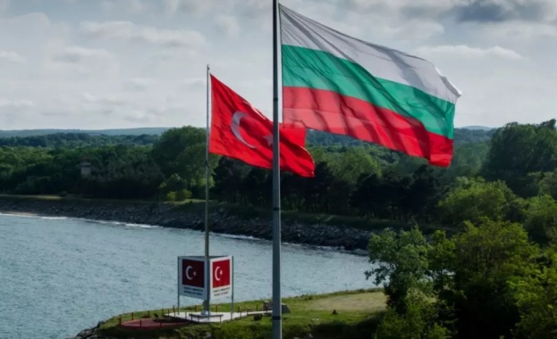 Опитва ли се Турция да се меси във вътрешната политика на България