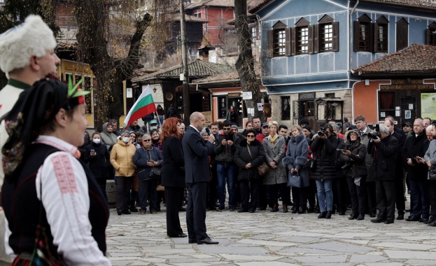 Ние сме в Копривщица да се преклоним и да благодарим