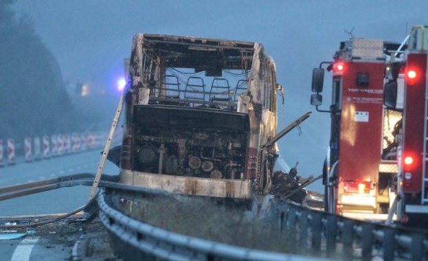Съдебна медицина освобождава телата на 45 мата загинали в горящия автобус