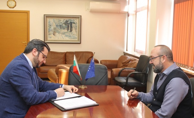 Заместник министърът на земеделието храните и горите и ръководител на Управляващия