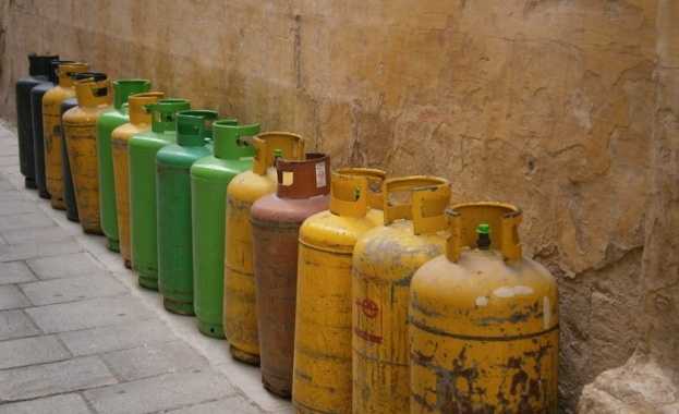 Началникът на противопожарната служба в Горна Оряховица Георги Тодоров даде