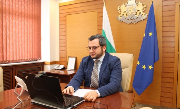 Изключително важно е да се намери правилният баланс между политиките