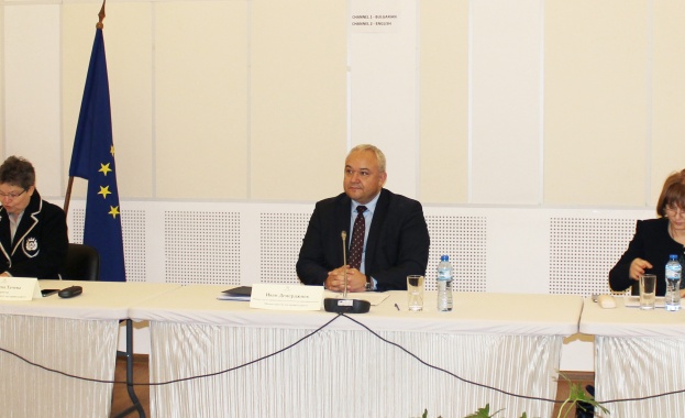 Министър Демерджиев: Целим въвеждане на пълноценно електронно правосъдие до 2026 г.