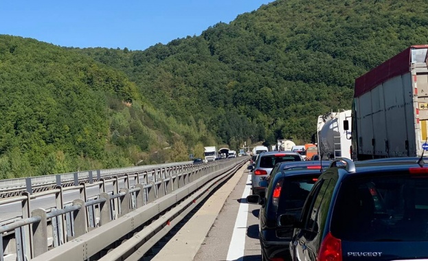 Пускат тунел Ечемишка преди празниците Такава цел са си поставили