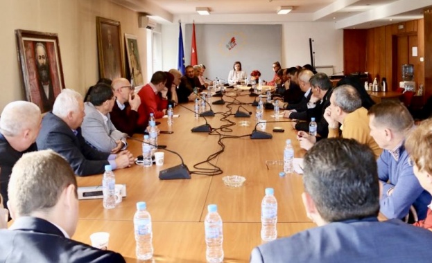 Кметове на БСП обсъдиха с ръководството на партията належащите проблеми