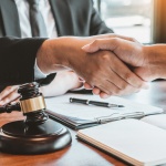 ГЕРБ: ДКК и ББР имат договори за милиони с адвокатска фирма, свързана със „Сиела Норма”