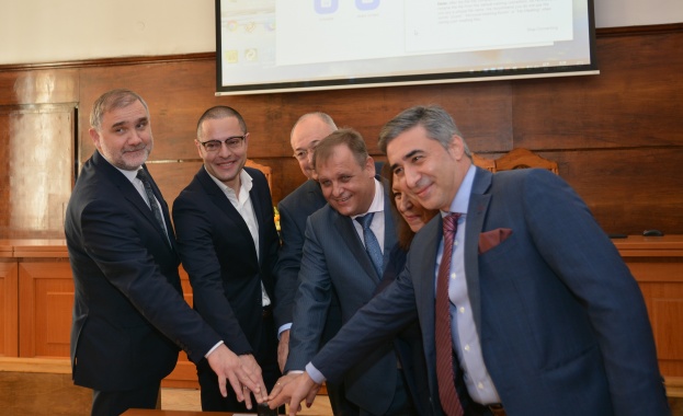 Юбилей от възстановяването на Върховния административен съд е тема на пощенска марка