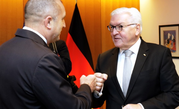 Президентите Румен Радев и Франк Валтер Щайнмайер проведоха работна среща в