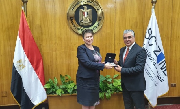 Активизиране на двустранните търговски отношения обсъдиха министър Везиева и египетският министър 