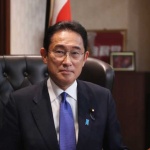 Русия наложи санкции на японския премиер