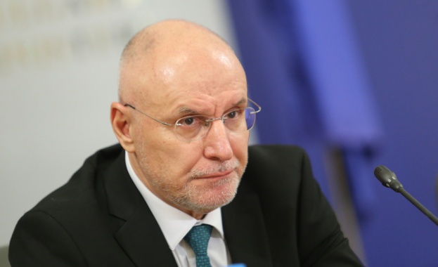 Димитър Радев е новият управител на БНБ Той бе избран