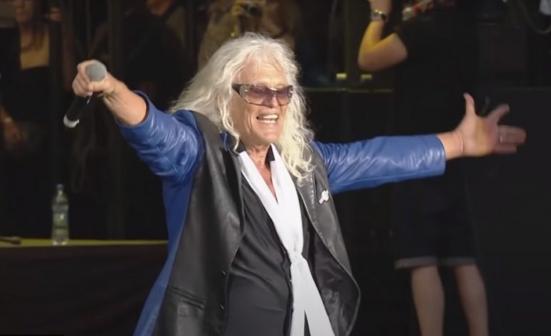 Почина фронтменът на легендарната унгарска група Омега Янош Кобор Той изпя