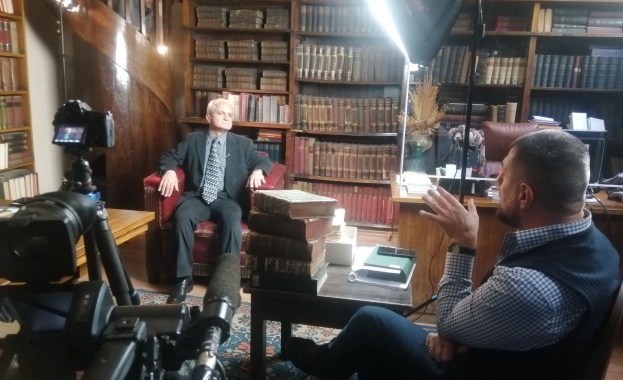 „БНТ Представя” – „Разговор с учителя”