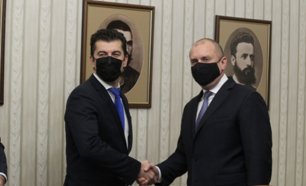 С течение на времето различията между президента и премиера ще