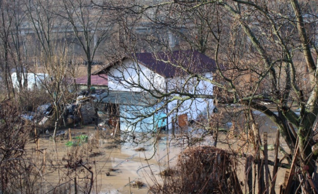 След поройните дъждове в Югозападна България един от най пострадалите градове