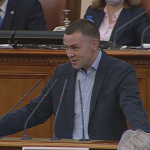 Ицо Хазарта: Сега Борисов и прислужниците могат да подарят на Путин ново кученце