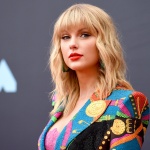 Съдят Тейлър Суифт за плагиатство