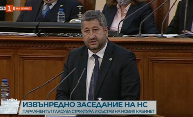 Този кабинет заслужава да бъде подкрепен това е най добрият шанс