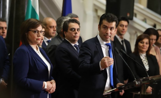 На извънредно заседание на Народното събрание депутатите ще гласуват премиерската